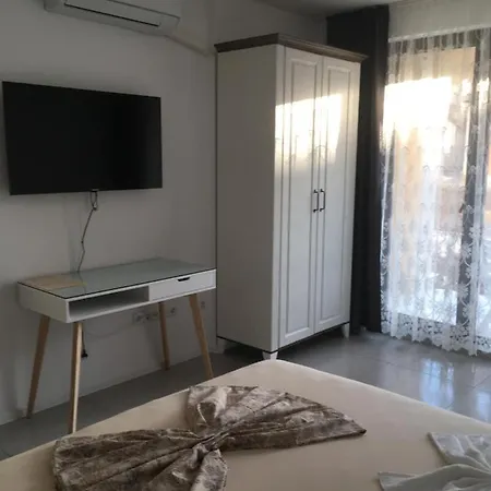 Луксозни Апартаменти Под Наем В Комплекс Грийн Лайф Созопол Apartament