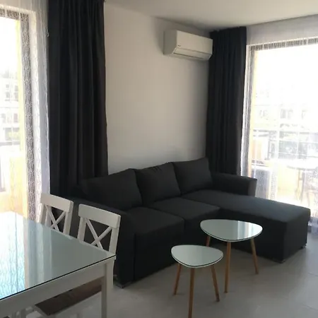 Луксозни Апартаменти Под Наем В Комплекс Грийн Лайф Созопол Apartament
