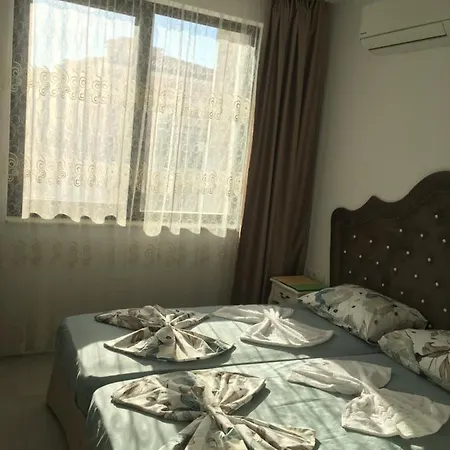 Apartament Луксозни Апартаменти Под Наем В Комплекс Грийн Лайф Созопол Dyuni